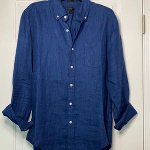 Men’s J.Crew Button Down Shirt. Size medium, slim fit. Gently Used.